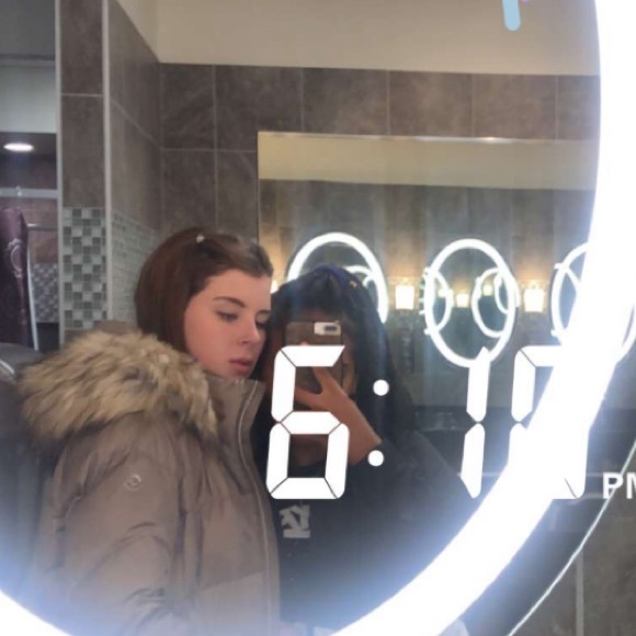 Meet your Posher, Sis - Picture 1 of 1